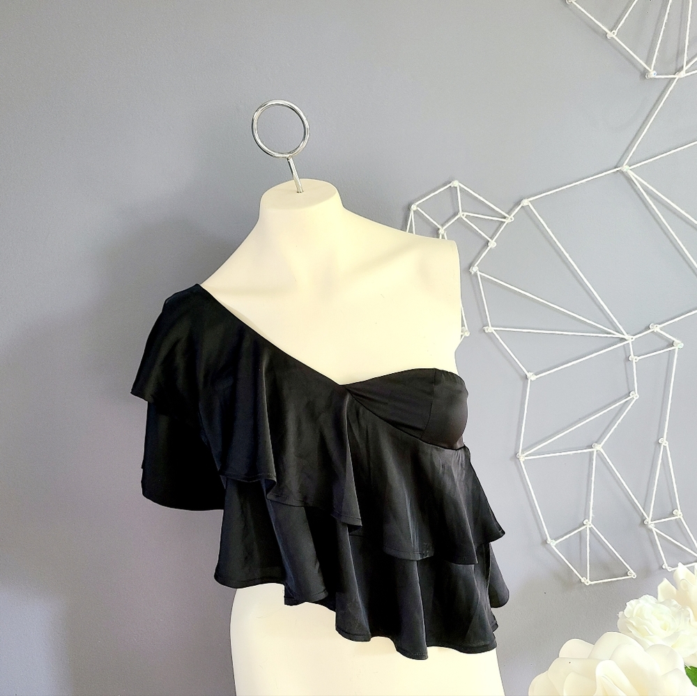 Express One Shoulder Ruffled Crop Top - Picture 3 of 7